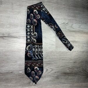 Christian Dumas vintage tie with abstract pattern 100% silk with purple lining